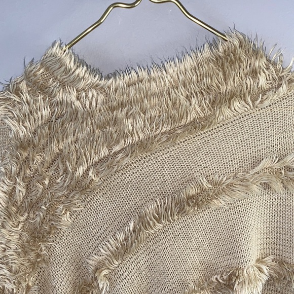 Charlie Paige  tan Textured Poncho - Picture 9 of 13